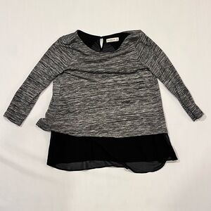Abercrombie & Fitch  Woman's Gray Long Sleeve Blouse Size Small Open Back